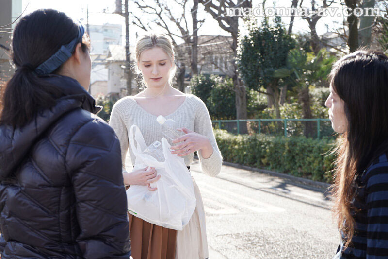 Lily Hart（リリー・ハート）最新作品JUL-941剧情介绍及封面预览