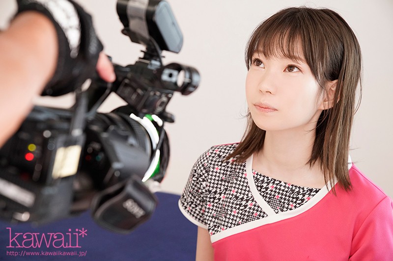 雪嫩白肌！ 美乳羽球美少女「高梨有纱」出道却自曝原职业是…