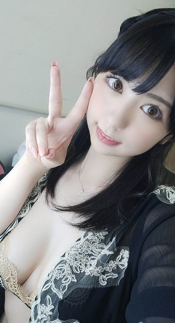 10年一遇！无敌雪白J罩杯美少女“希咲爱丽丝”出道！片商誉“超稀少种巨乳”！