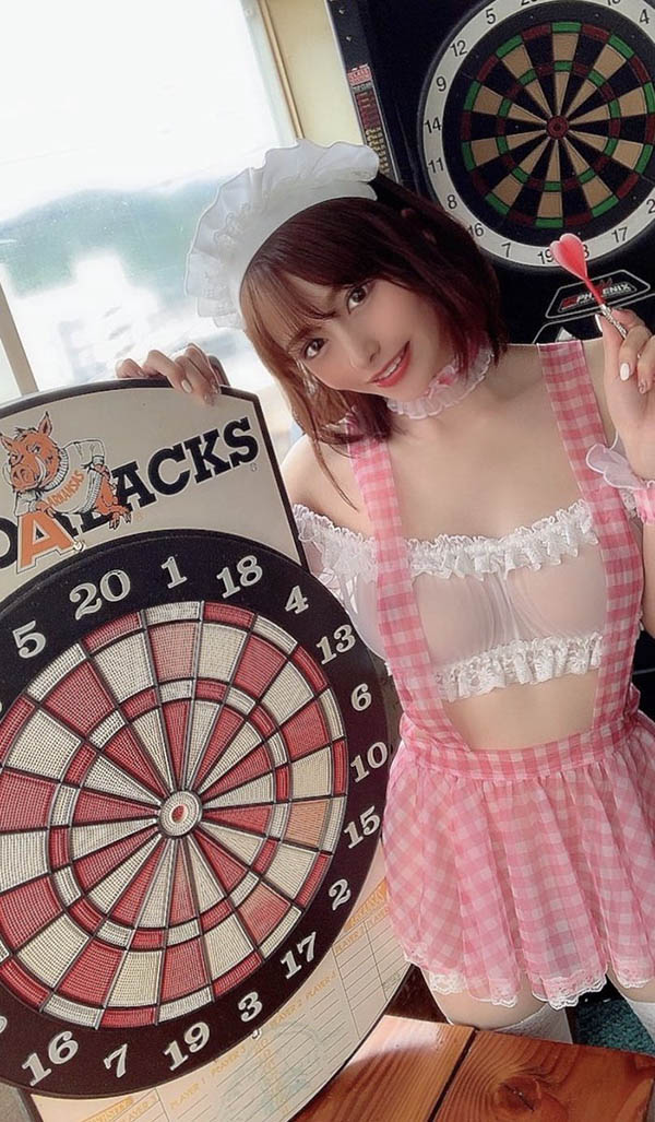 豪乳即正义！ F罩杯女神「伊藤舞雪」示范真空洋芋片吃法引来破万赞！