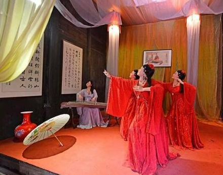 古代青楼都有哪些档次存在 女子在里边需要遵守哪些规则 | 杂谈社