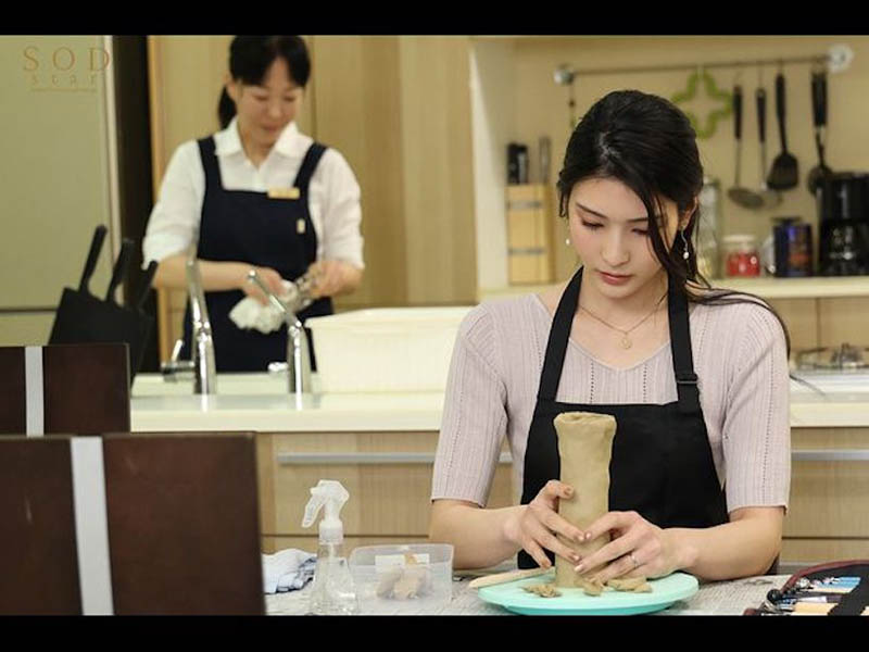 3部强档「美乳人妻」作品剧情介绍及封面图