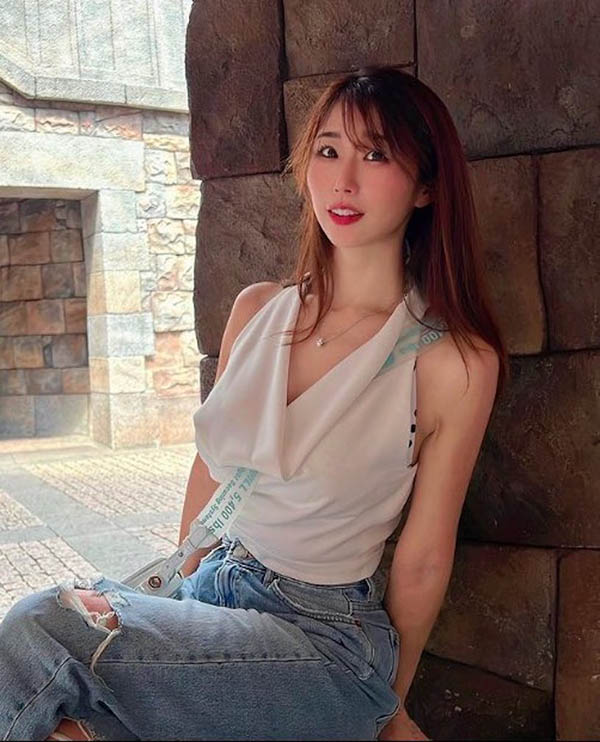 熟女系巨乳女忧代表（筿田步美）推荐作品号剧情介绍及封面