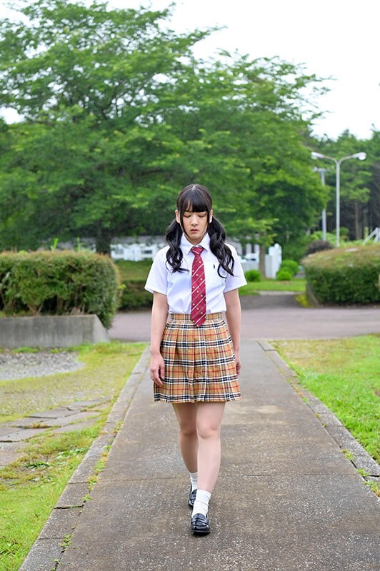 あべみかこ(安部未华子)作品号RED-001剧情介绍及封面