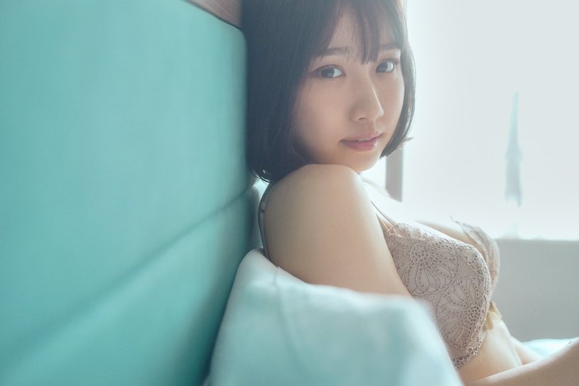S1新一代小恶魔《安达夕莉》作品号剧情介绍及封面