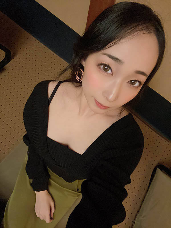暗黑妖姬《莲实克蕾儿》精选作品号剧情介绍及封面
