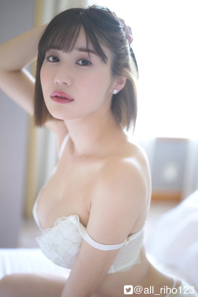 SOD汹涌G杯正妹《藤森里穗》精选作品号剧情介绍及封面