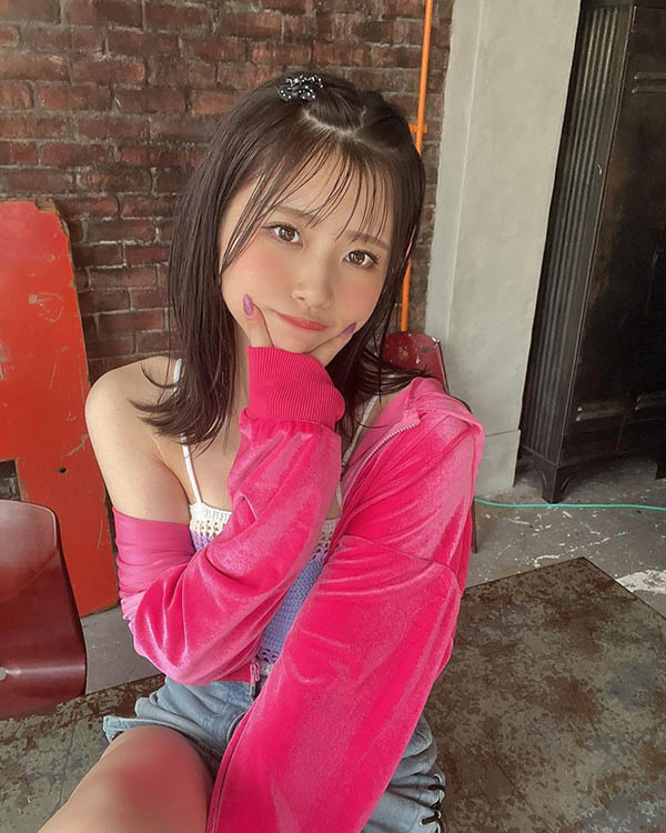 神乳女忧《翼葵》精选作品号剧情介绍及封面