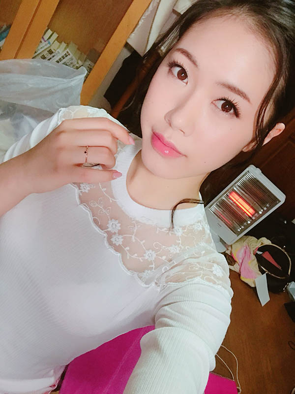 耐不住饥渴极品人凄《川北里奈》精选作品号剧情介绍及封面