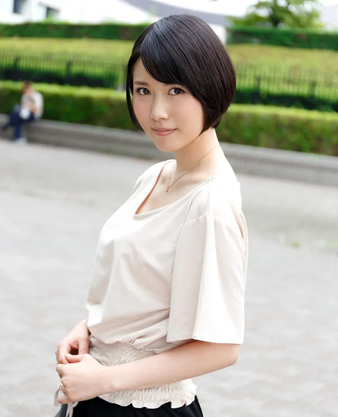被动系人凄《樱井菜菜子》精选作品号剧情介绍及封面