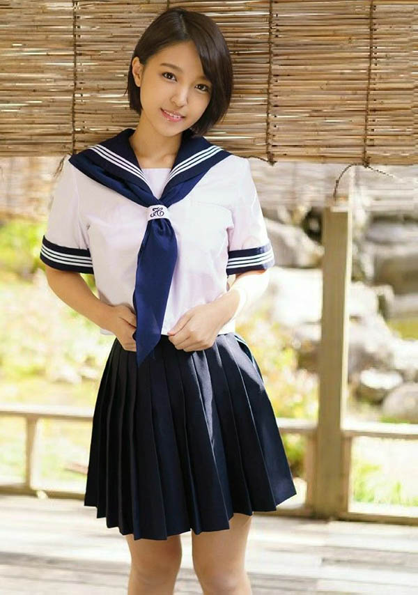 前蚊香社最强美少女《日向澪》精选作品号推荐介绍及封面